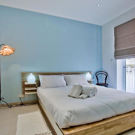 Bright And Central 2 Bedroom Apartment In Sliema Exterior foto